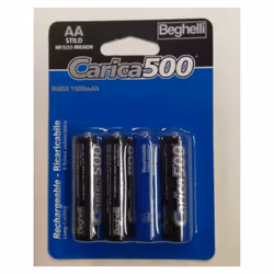 Quatre piles blister rechargeables avec une durée de vie 500 fois plus longue et une capacité optimale pour les appareils à f ...