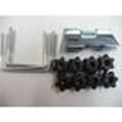 ADAPTATEUR en U pour Barres de toit de 80mm de largeur pour coffre de toit MENABO