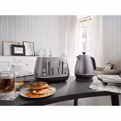 De’Longhi KBI2001.S bouilloire 1,7 L 2000 W Argent