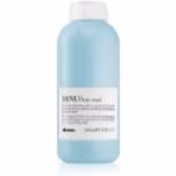 Laissez votre couleur de cheveux briller de plus en plus ! Le masque cheveux pour cheveux colorés Davines Minu offre une prot ...
