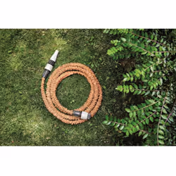 Informations techniques Longueur : 15 m Raccord tuyau : G3/4" Aquapop JOY 15 m Tuyau Aquapop JOY, extensible jusqu'à 15 mètre ...