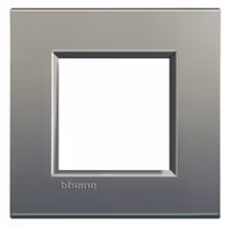 Legrand BTLNA4802AE Plaque de commutation et obturateur - Vue supplémentaire 4