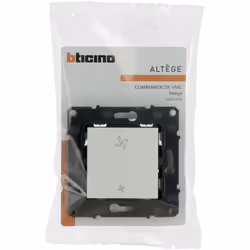 La commande pour VMC Altège de Bticino, en finition Neige, offre une solution pratique et élégante pour gérer efficacement la ...