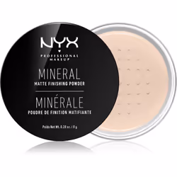 Presque invisible sur la peau et pourtant si impressionnante. La poudre minérale NYX Professional Makeup Mineral Finishing Po ...
