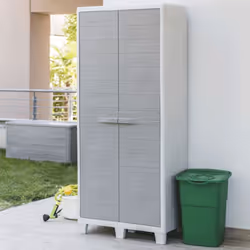 La solution idéale pour ranger votre matériel de plein air et le mettre à l'abri avec son système de ventilation, l'armoire h ...