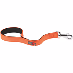 Grâce à sa longueur minimum, cette laisse pour chiens permet un contrôle efficace de votre animal de compagnie. Fabriquée en  ...