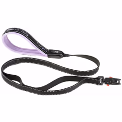 La laisse chien Sport Dog est idéale pour les promenades nocturnes avec votre ami car elle est dotée de coutures réfléchissan ...