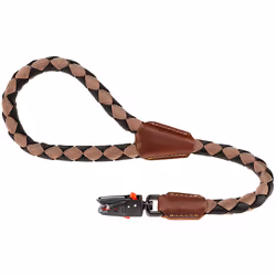 Twist Matic GM est une laisse courte en nylon tressé avec un mousqueton magnétique innovant. Grâce au mécanisme automatique,  ...