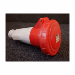 Prise mobile 2P+T 32A 400V femelle rouge 9H étanche GEWISS GW62040 PRISE MOB.ETAN.2P+T 32A 400V 9H Tarif année2013 GEWGW62040