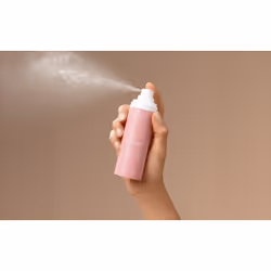 PUPA Milano Fix & Care Spray fixateur de maquillage 80 ml - Vue supplémentaire 2