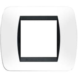 bticino L4802PB Plaque de commutation et obturateur Noir, Blanc