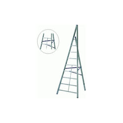 Gierre - Echelle agricole triangulaire en aluminium Trittika 6 marches h 222 cm trois pieds utilise'e en agriculture