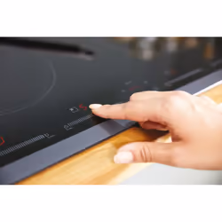 Candy ESSENZA CIES642MCTT Noir Intégré 59 cm Plaque avec zone à induction 4 zone(s)