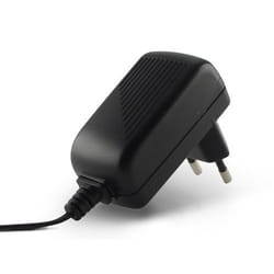 Alpha Elettronica KD2003/5 adaptateur de puissance & onduleur Intérieure 15 W Noir