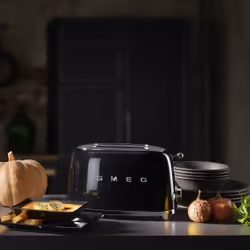 Smeg TSF01BLUK grille-pain 6 2 part(s) 950 W Noir - Vue supplémentaire 4