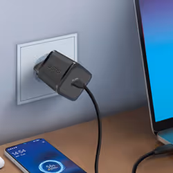 SBS TETRGAN1C30W chargeur d'appareils mobiles Écouteurs, Ordinateur portable, Smartphone, Smartwatch, Tablette Noir Secteur Charge rapide Intérieure