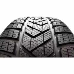 Pirelli WINTER SOTTOZERO 3 X 255/35 R20 97W auto Pneus hiver Pneus AUDI: Q3, A6 C7 Avant, A7 Sportback, BMW: 5 Berline, 6 Gran Coupé, 6 Coupé 2515800 - Vue supplémentaire 4