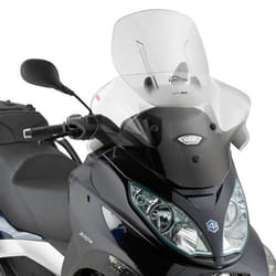 GIVI Airflow pare-brise transparent, 570-690 mm de haut 650 mm de large pour les modèles Piaggio (voir ci-dessous) Pare-brise