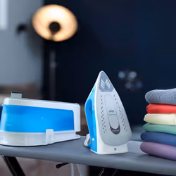 Braun CareStyle 1 IS 1012 BL 2400 W 1,5 L Semelle en céramique Bleu, Blanc - Vue supplémentaire 4
