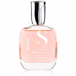 Enveloppez-vous dans un parfum féminin qui souligne parfaitement votre beauté naturelle. L’eau de parfum pour tous types de c ...