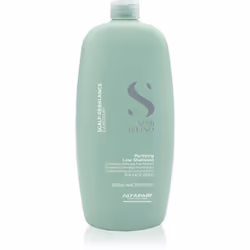 Imaginez une vie sans pellicules. Le shampoing purifiant anti-pelliculaire Alfaparf Milano Semi Di Lino Scalp Rebalance vous  ...