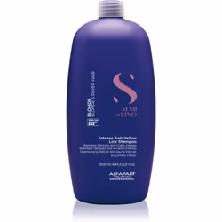 Le shampooing Alfaparf Milano Semi di Lino Blonde nettoie efficacement le cuir chevelu, il lave parfaitement les cheveux et l ...