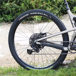Pneu de vélo Vittoria Mezcal UCI Rainbow Tubeless Ready TS (55-622)