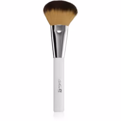 Le pinceau BioNike Color Brush assure un maquillage parfait des joues.
