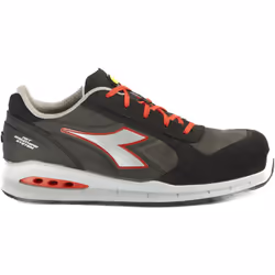 Découvrez la chaussure de sécurité basse gris argent DIADORA UTILITY RUN NET AIRBOX LOW S3 SRC - 176221C9034, conçue pour all ...