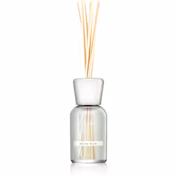 Le diffuseur d’arômes Millefiori Milano White Musk constitue une agréable façon de parfumer votre intérieur.