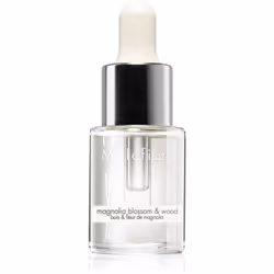 Rien n’est plus facile que de changer votre parfum d’intérieur. L’huile parfumée Millefiori Milano Magnolia Blossom & Woo ...