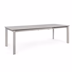 Décorez avec goût votre espace extérieur en intégrant cette table de jardin extensible en aluminium taupe dans le décor. Sur ...