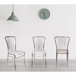 CHAISE MODERNE - Chaise avec structure en métal chromé et assise confortable en éco-cuir rembourré, entièrement en blanc. UTI ...