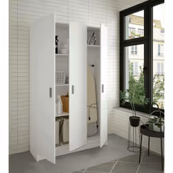 Description générale Armoire polyvalente Beaumont, idéale pour le rangement, dispose de 3 portes et mesure 109 cm de longueur ...