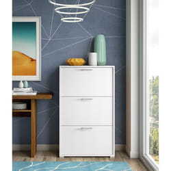 Dmora Meuble à chaussures moderne avec 3 portes battantes Meuble à chaussures dentrée 67x18h112 cm Couleur Blanc