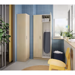 Description générale Armoire polyvalente DBALDI, idéale pour le rangement, avec 2 portes et 3 étagères modulables. Ses dimens ...