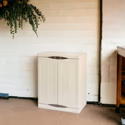 ARMOIRE POLYVALENTE - Armoire polyvalente à deux portes avec deux étagères internes avec structure surélevée sur pieds, entiè ...