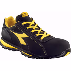 Découvrez la Chaussure de sécurité basse noire DIADORA UTILITY GLOVE LOW S3S FO HRO. Conçue en nubuck Silk, elle vous offre u ...