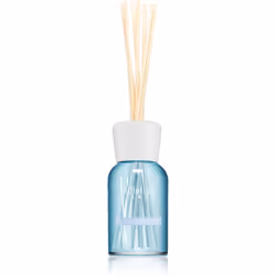 Le diffuseur d’arômes Millefiori Milano Blue Posidonia constitue une agréable façon de parfumer votre intérieur.