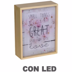 Lampe led écrite cm20x8h26 Caractéristiques: Dimensions: Largeur= 20cm Profondeur= 8cm Hauteur= 26cm Matériel= Bois