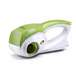 Girmi GT0203, Râpe électrique, Vert, Blanc, Plastique, Acier inoxydable, Pain, Fromage, Chocolat, Fruits, Batterie