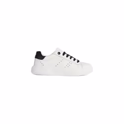 Geox modèle J Nettuno Girl A  couleour Blanc