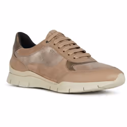 Geox modèle D Sukie Marron