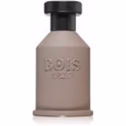 Ce qui fait la magie de ce parfum, c’est qu’il est adapté aussi bien aux hommes qu’aux femmes. Chacun y trouve son bonheur, e ...