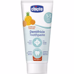 Le dentifrice Chicco Toothpaste Fruit Mix nettoie parfaitement les dents de l’enfant, les maintenant blanches et saines.
