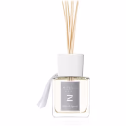 Le diffuseur d’arômes Millefiori Zona Legni & Spezie constitue une agréable façon de parfumer votre intérieur.