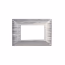 Plaque compatibles Bticino Matix 3 modules en matière plastique argent satiné La plaque peut être installée sur des supports  ...