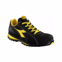 Tige en cuir nubuck hydrofuge. Doublure en tissu air mesh et cambrelle 300. Semelle intercalaire EVA anatomique, amovible. Se ...