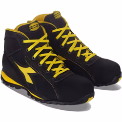 Description générale Ces chaussures de sécurité hautes GLOVE II HIGH sont conçues en Nubuck Silk hydrofuge, offrant une excel ...