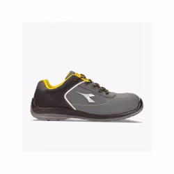 Le scarpe antinfortunistica Diadora Utility D-Blitz Low S3 SRC sono calzature da lavoro S3 basse realizzate in action Nubuck  ...